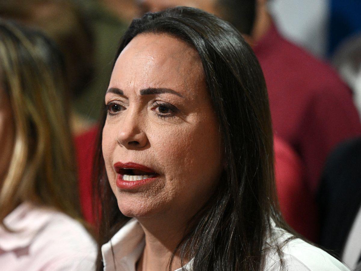 Gobierno de Maduro acusan a opositora María Machado de “desestabilización”