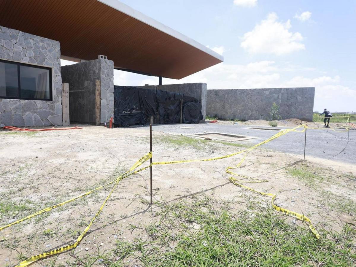 Olores fétidos y 381 cuerpos a medio embalsamar: el dantesco hallazgo en Ciudad Juárez