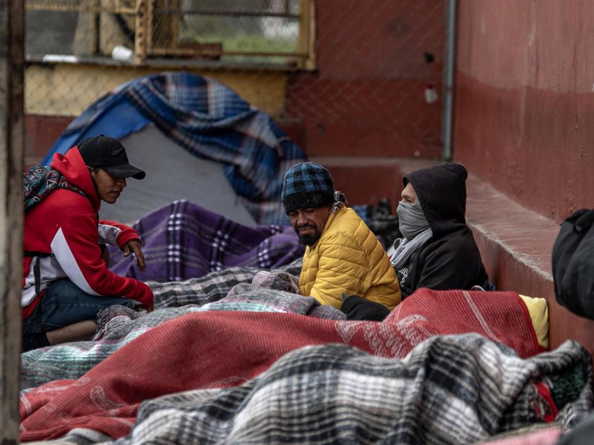 Entre pánico y desesperanza, así viven migrantes primer día del gobierno de Trump