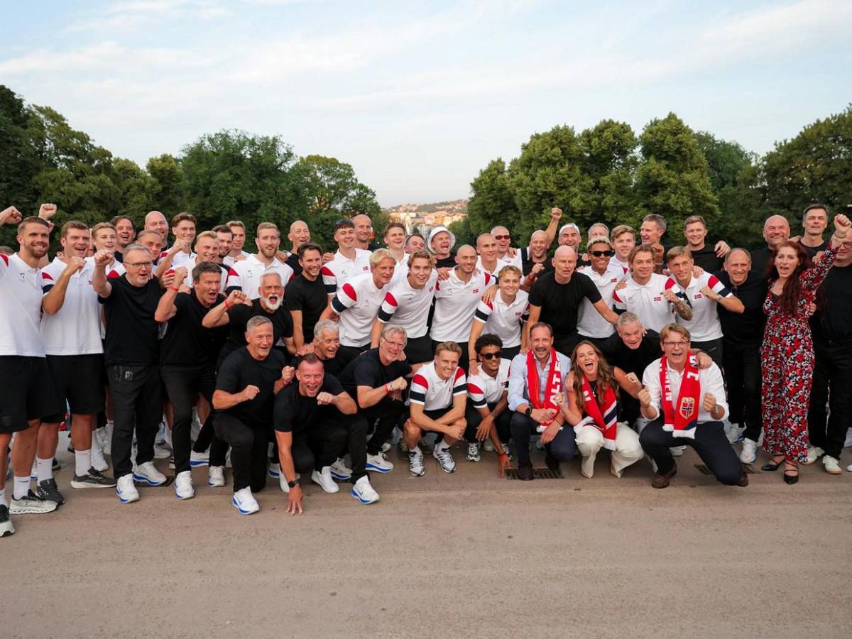 Oslo se rinde ante Haaland: así fue el emotivo recibimiento a la selección de Noruega