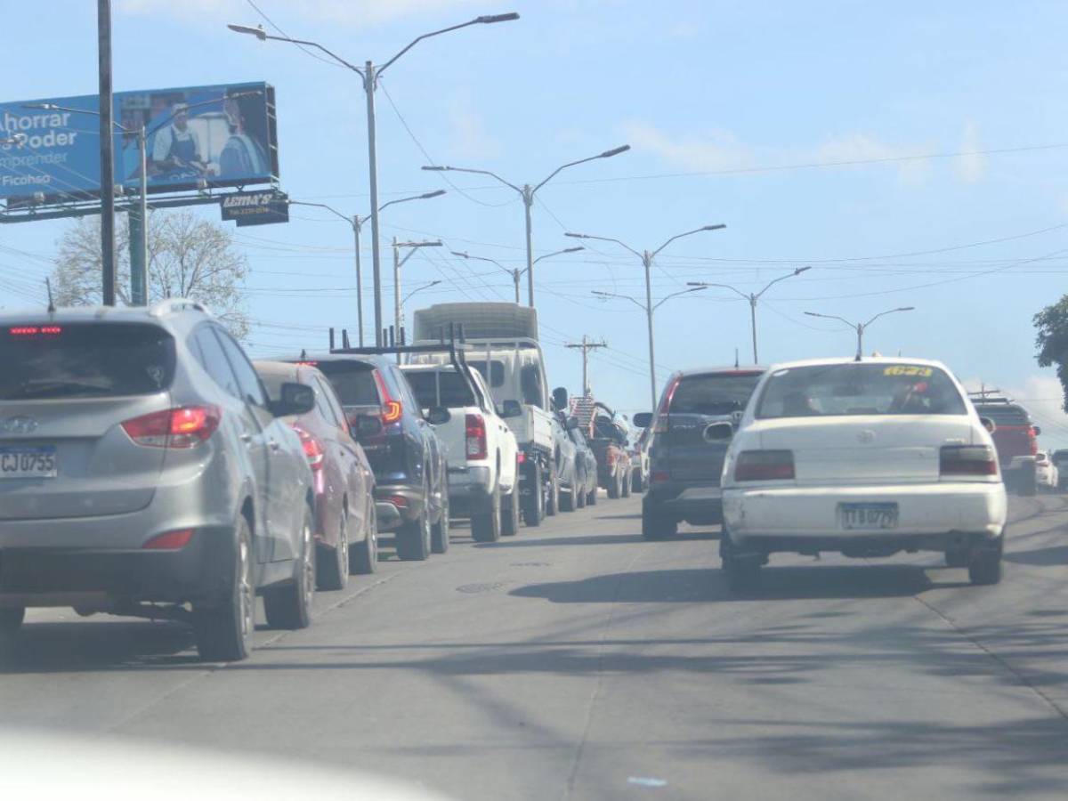¡Colapsada! Así permanece la capital por desbordado caos vehicular ¡Colapsada! Así permanece la capital por desbordado caos vehicular