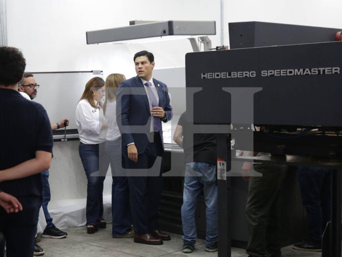 Así fue la impresión de la primera papeleta electoral para las elecciones generales de 2025