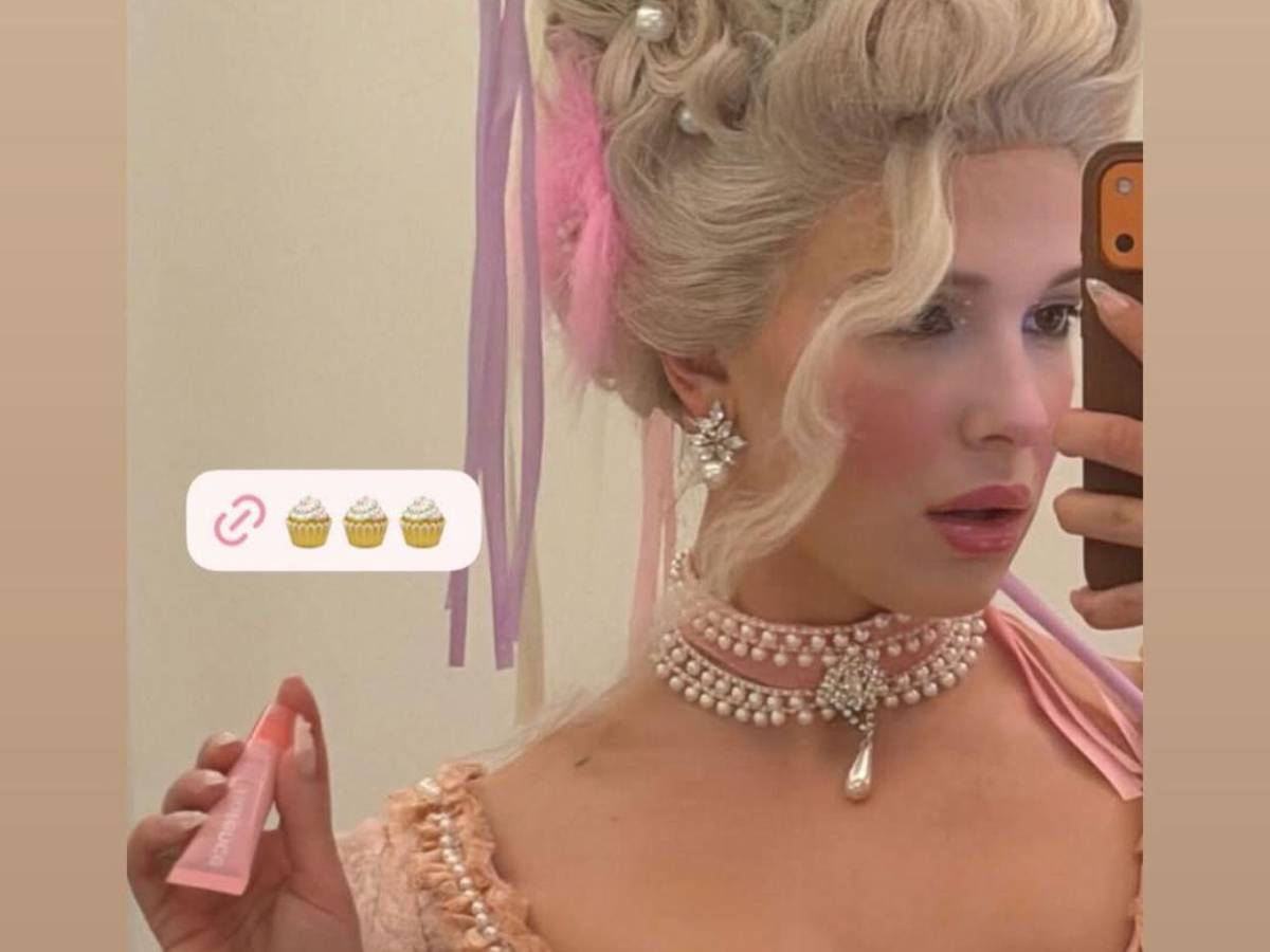 Millie Bobby Brown celebra su 22 cumpleaños con David Harbour pese a la denuncia por acoso