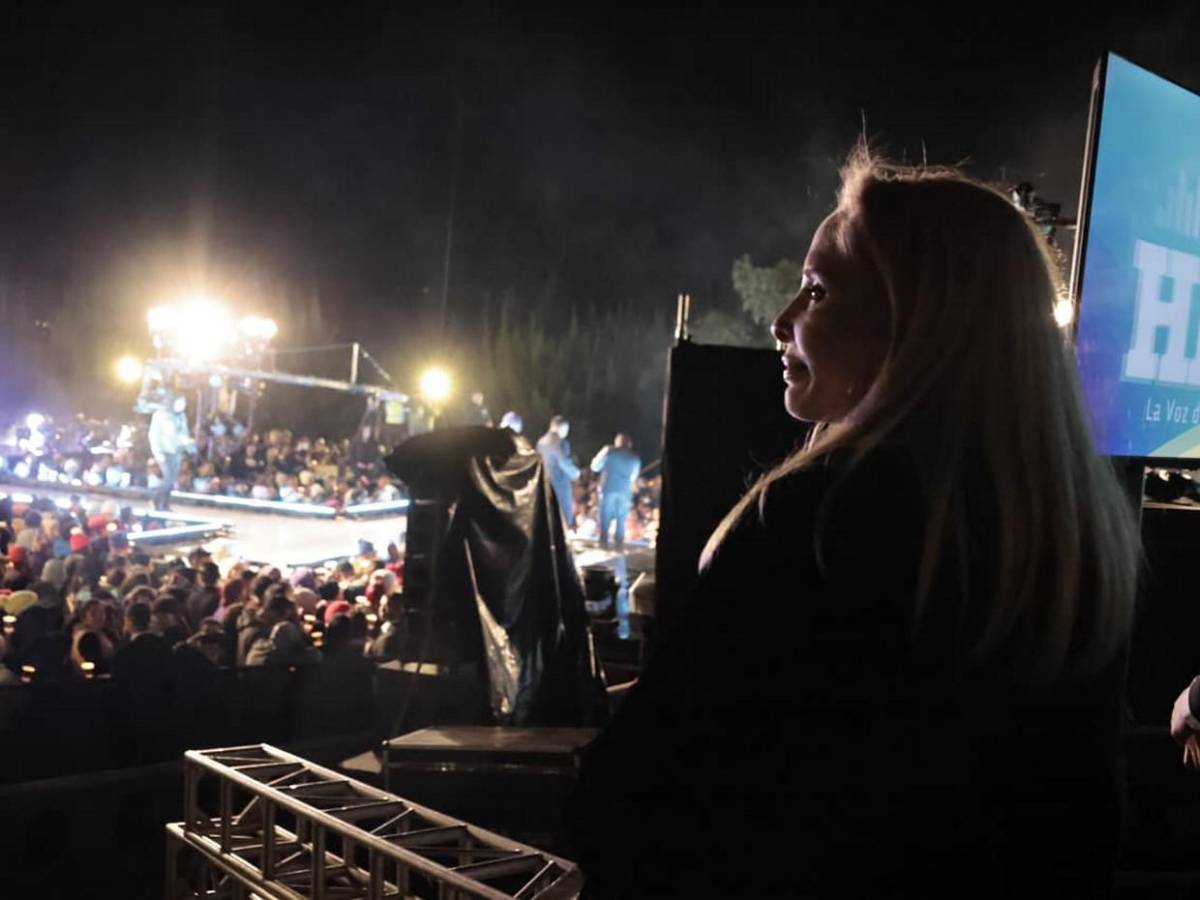 El presidente Nasry Asfura participa en la tradicional alborada a la Virgen de Suyapa