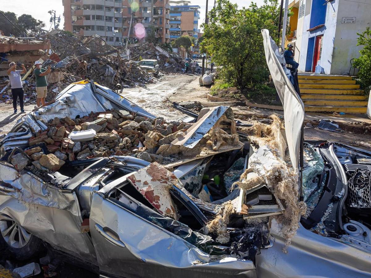 Las imágenes más impactantes a seis días de los terremotos en Venezuela