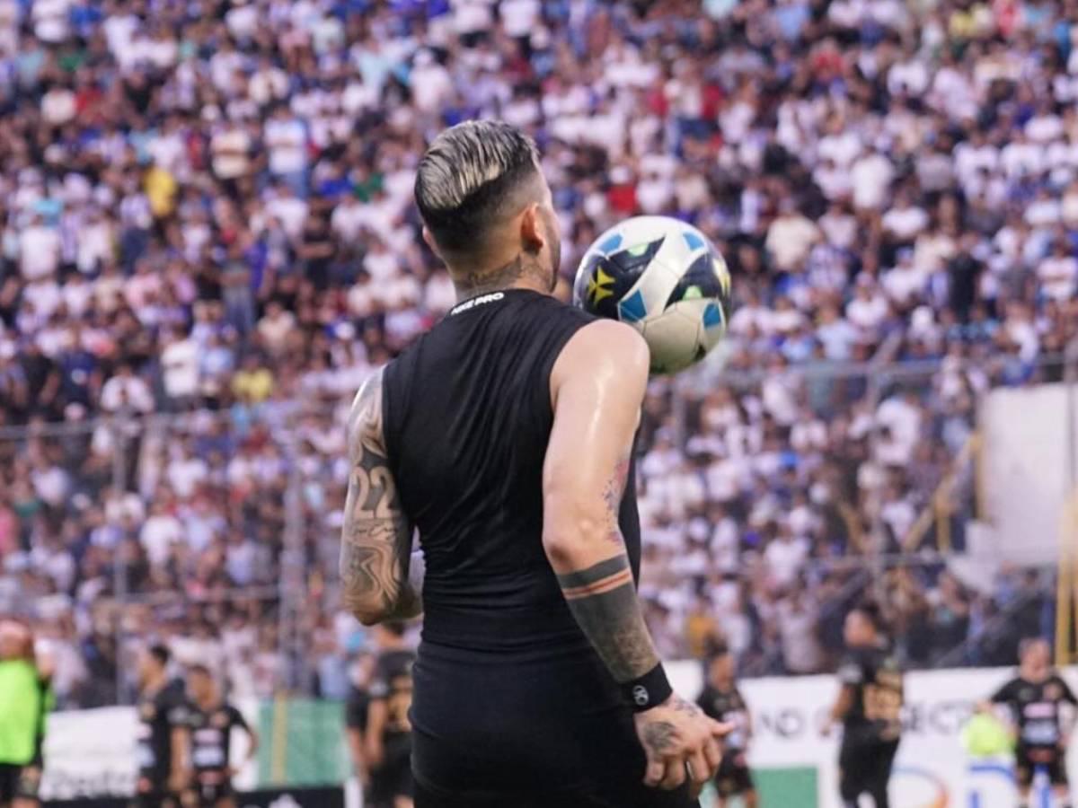 Soy El Ricky pide disculpa a aficionados hondureños y explica lo ocurrido en el Morazán