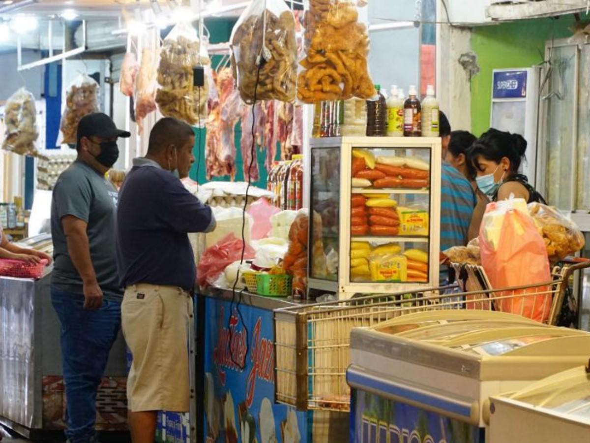 Mercados bajan el precio a más de 12 productos alimenticios