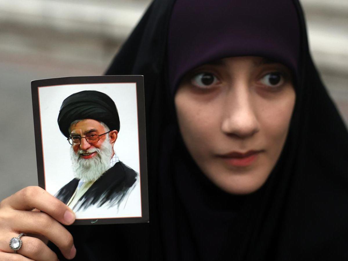 Murió el líder supremo de Irán, Alí Jameneí, tras bombardeos, asegura Israel