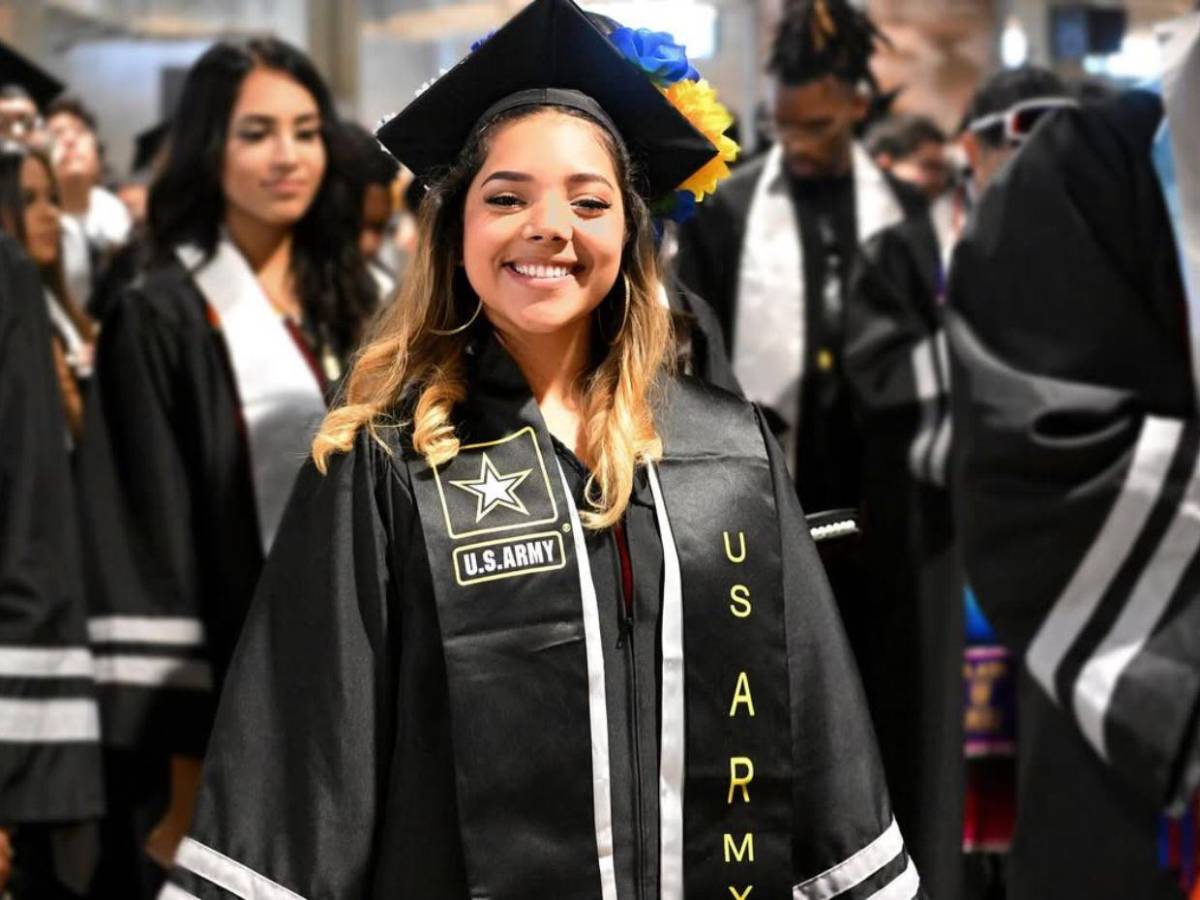 Dunia Santos, militar hondureña, se despide de redes: ¿Redadas, problemas o guerra?