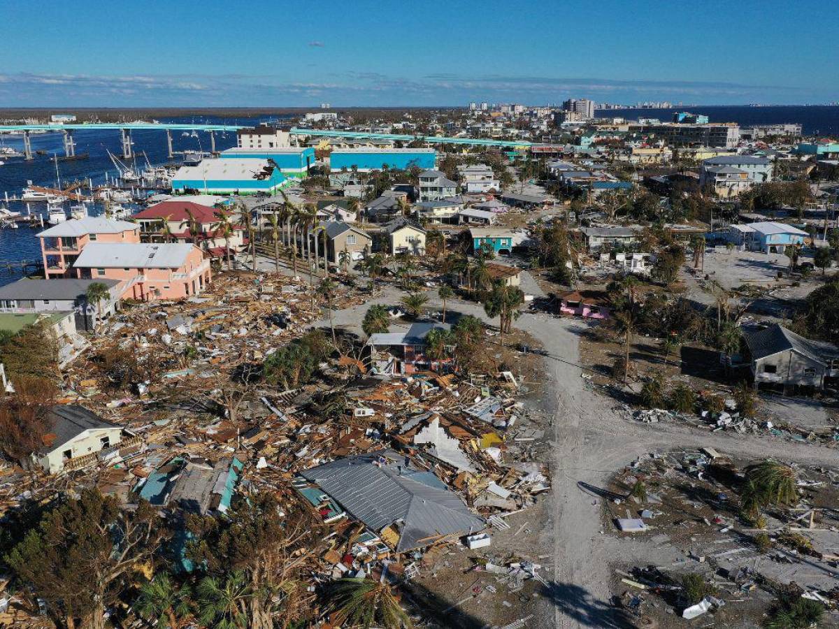 A 62 sube la cifra de muertos tras el paso del huracán Ian por el sureste de Estados Unidos