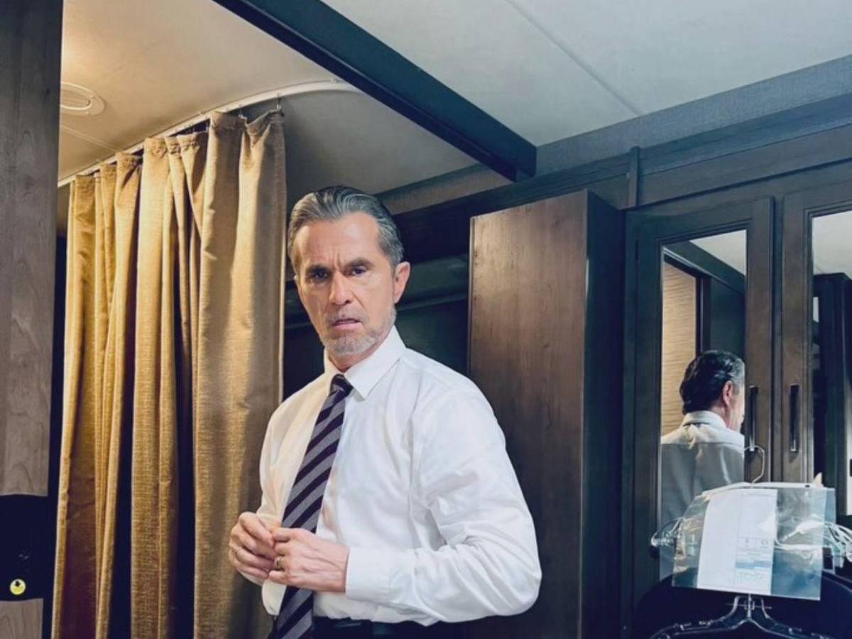 Humberto Zurita explica por qué no se casará con Stephanie Salas pese a estar enamorado