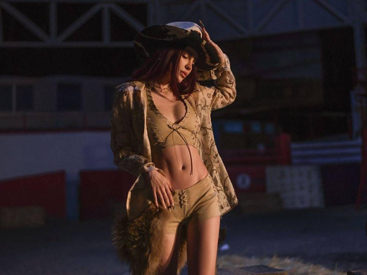 Belinda es acusada de adorar 'figuras demoníacas' en su nuevo video