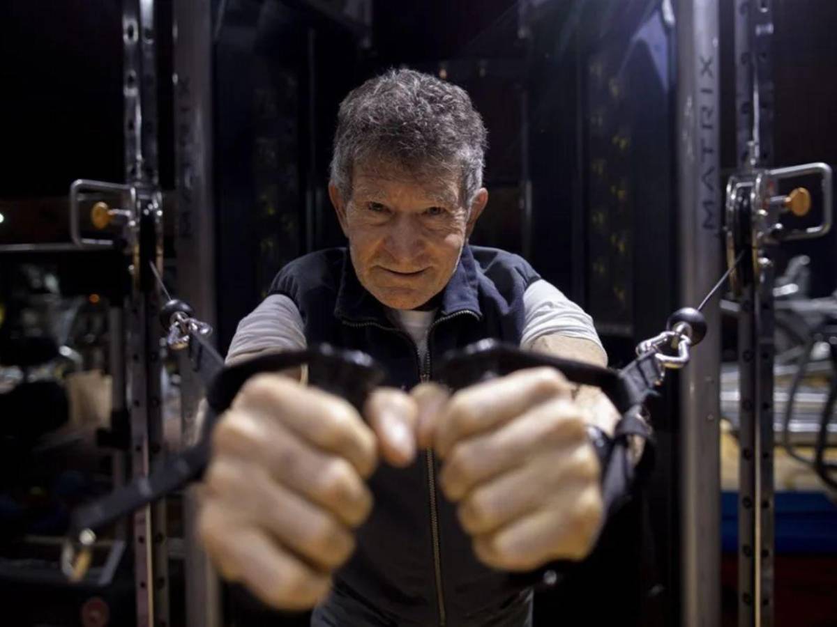 Carlos Soria, el montañero que volverá a escalar el Himalaya a sus 86 años