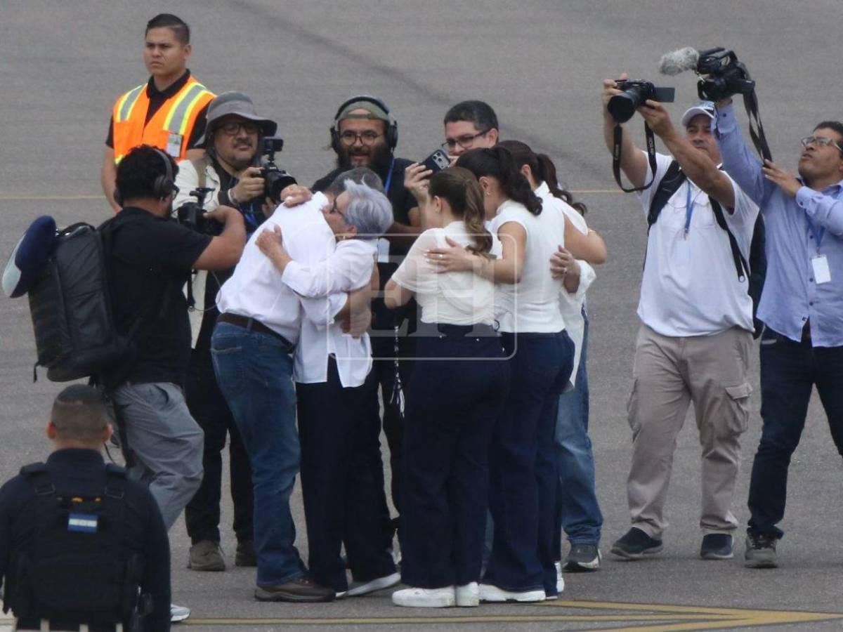 ¿Cuánto costó el vuelo privado que trajo a Juan Orlando Hernández a Honduras?