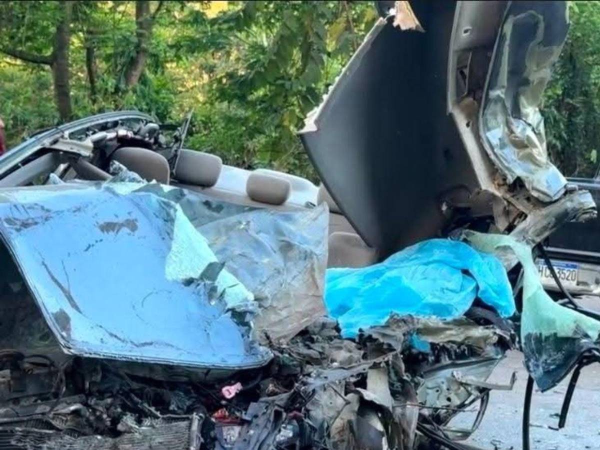 Tragedia en Santa Cruz de Yojoa: joven muere tras brutal choque frontal con bus que iba a excursión