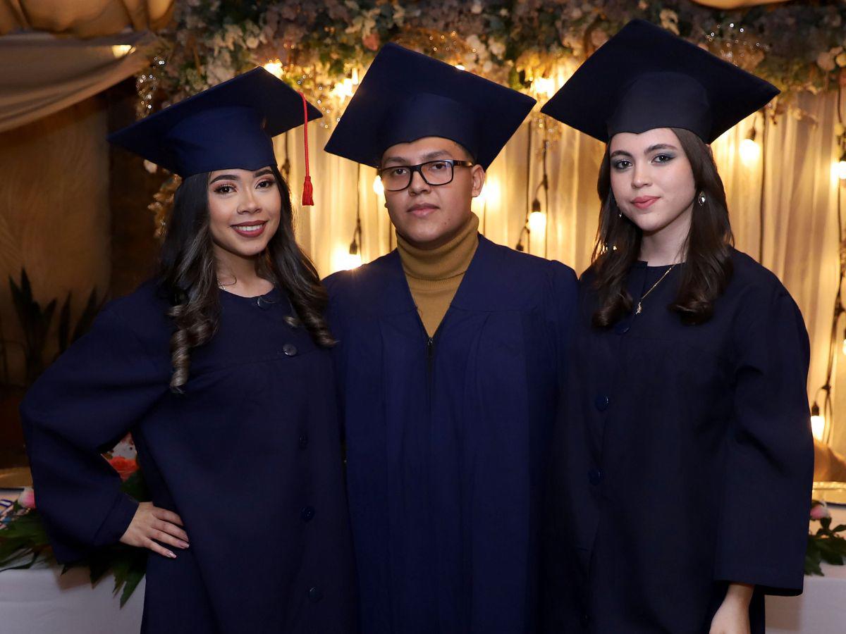 Graduandos 2023 del Cultura Nacional Sur celebran sus conquistas