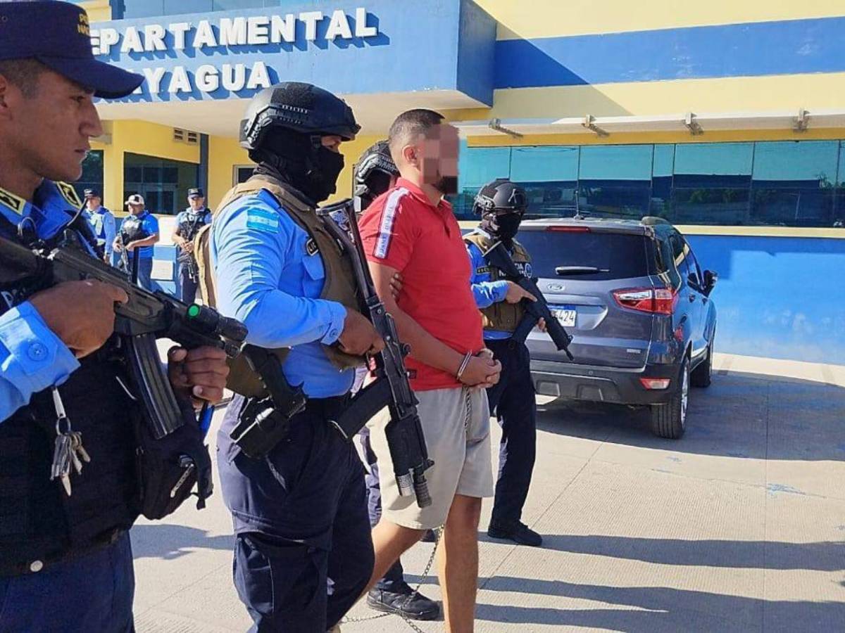 Mario Fúnez, exmilitar que habría robado carro que vendía la pareja de ingenieros