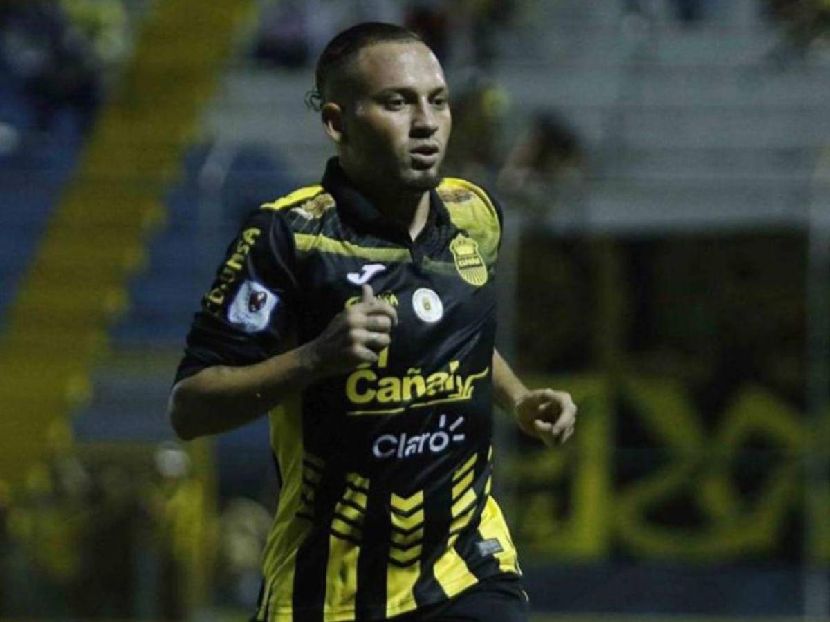 Fichajes: Seleccionado nacional a Rusia, Motagua con más bajas y, ¿peligra Rueda?