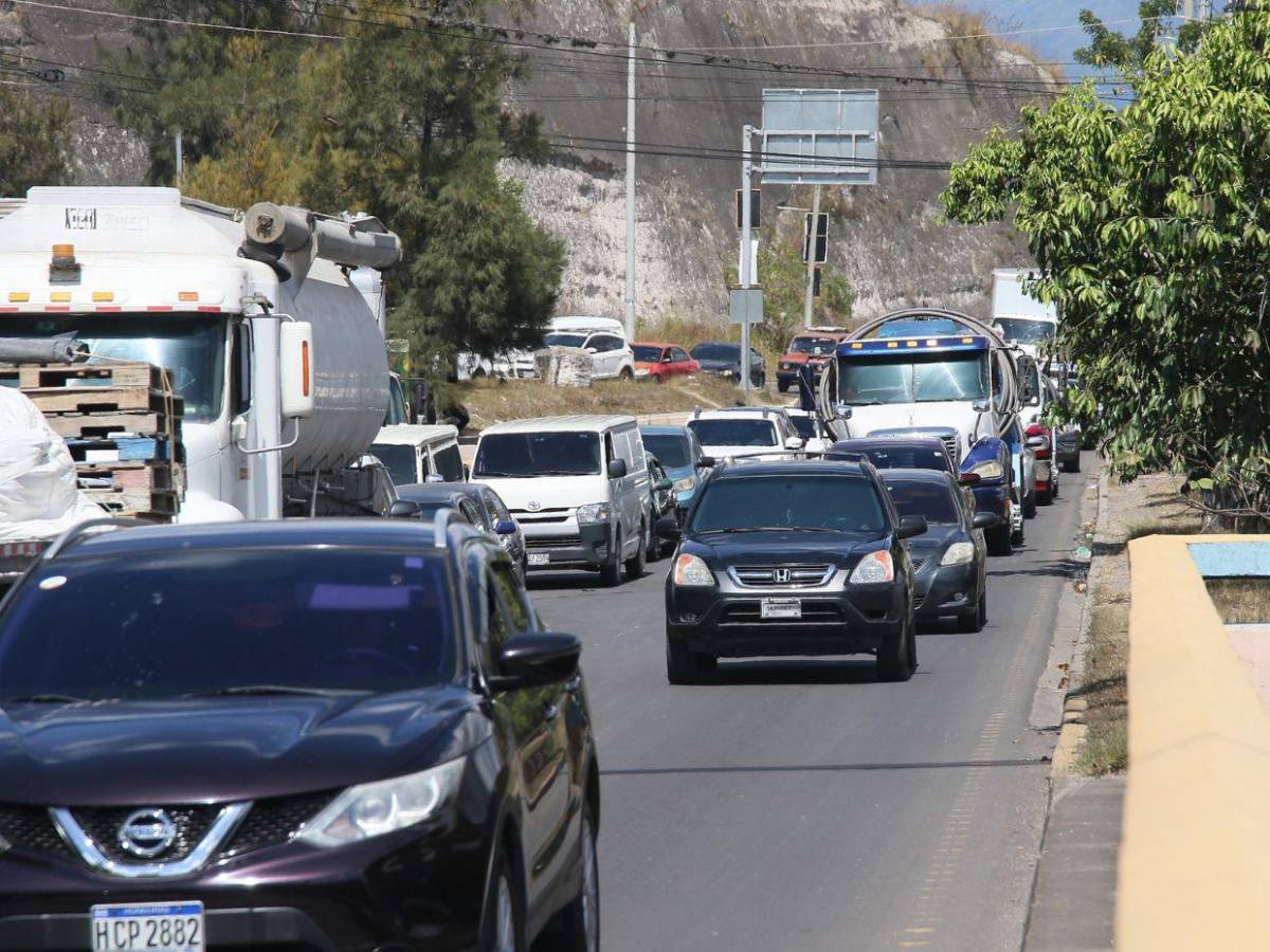 Tráfico infernal en la salida al sur: casi 10 horas de congestionamiento vial