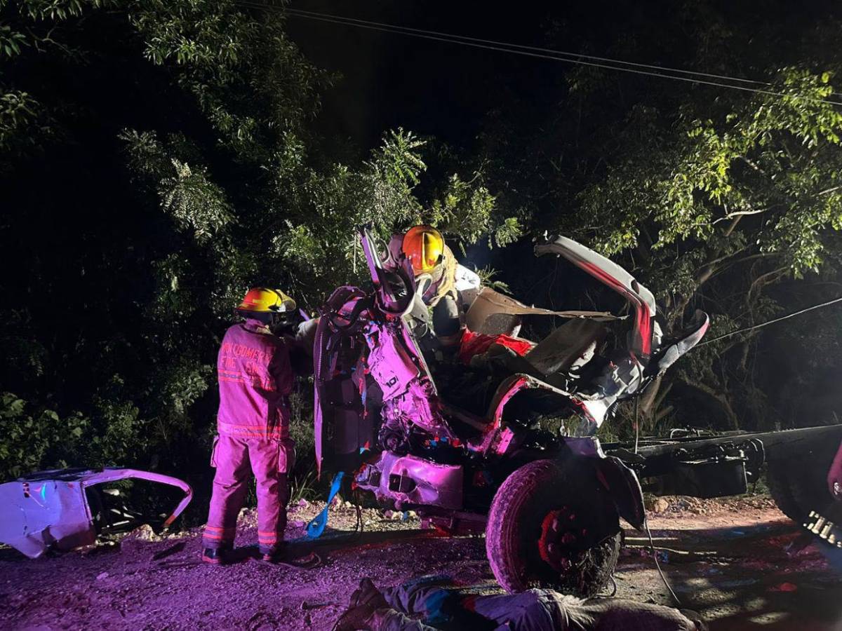 Mueren dos hombres a bordo de un camión al caer a un río en Lucerna, Ocotepeque