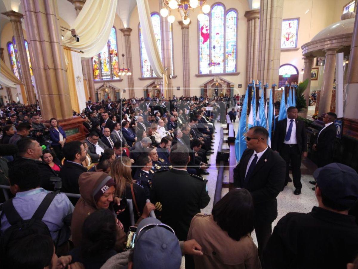 Con Nasry Asfura, las FF AA y funcionarios celebran misa en honor a la Virgen de Suyapa