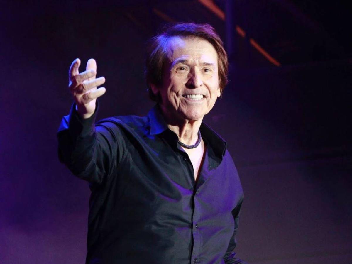 Raphael confirma su regreso a los escenarios tras diagnóstico de linfoma cerebral