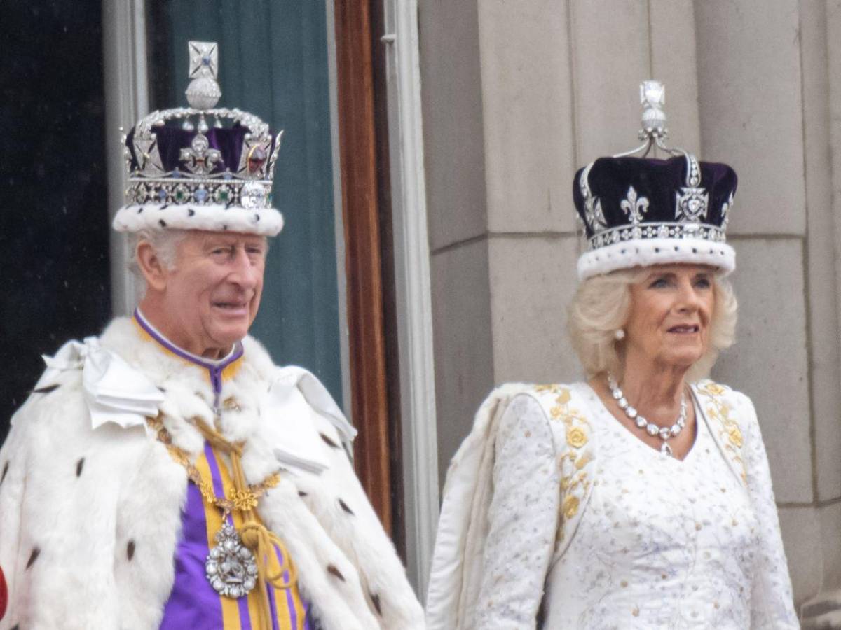 El rey Carlos III revela nuevos detalles de su tratamiento contra el cáncer