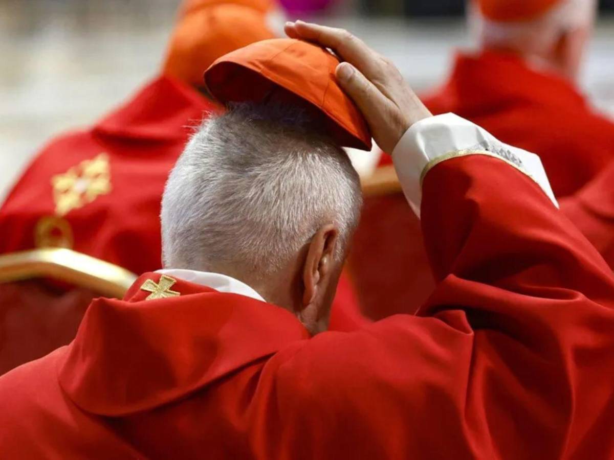 Sin celulares, encerrados y un juramento de silencio: ¿por qué el cónclave se hace en secreto?