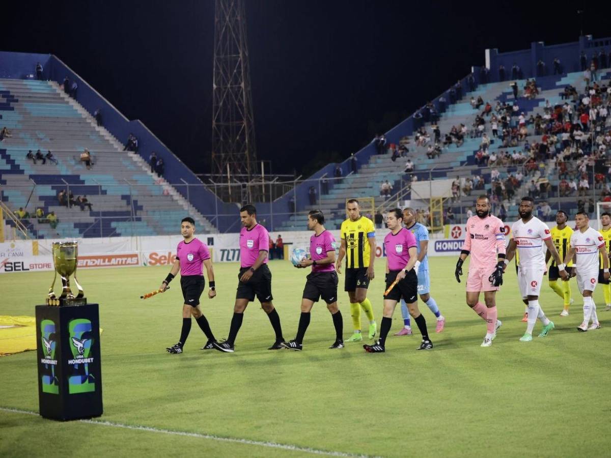 Frustración en el Real España, el primer gol de las Triangulares y el joven asombró