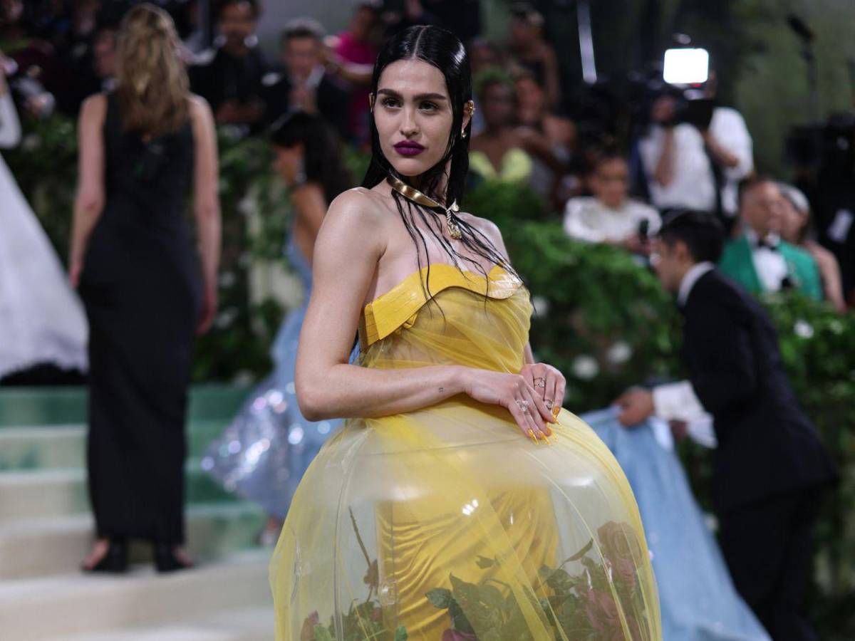 De la anorexia a la alta costura: El impactante ascenso de Amelia Gray Hamlin