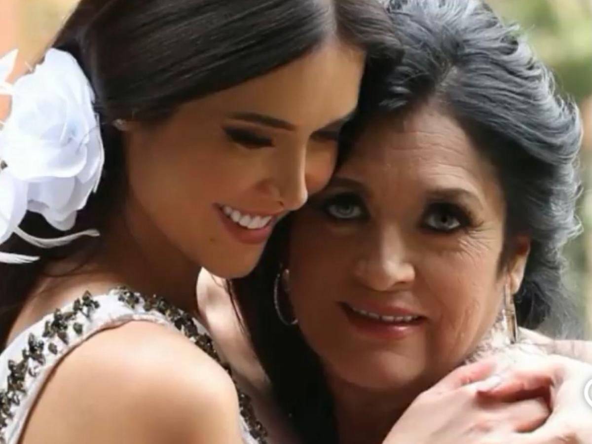 La súplica de Marlene Favela por su madre enferma