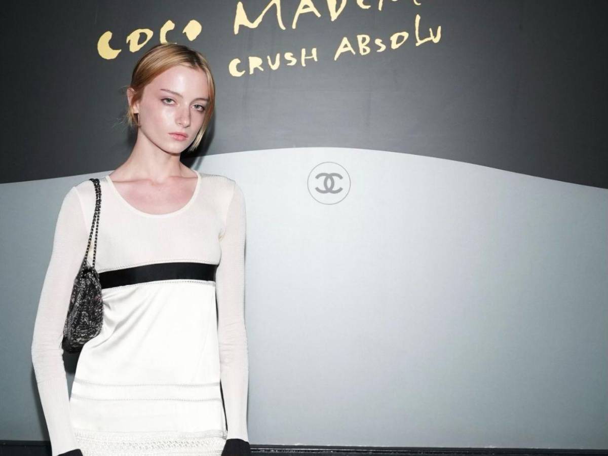 La hija de Naomi Watts y Liev Schreiber gana un premio como primera modelo trans