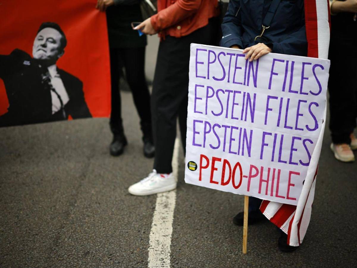 Miles se manifiestan en Londres mientras Carlos III agasaja a Trump en Windsor