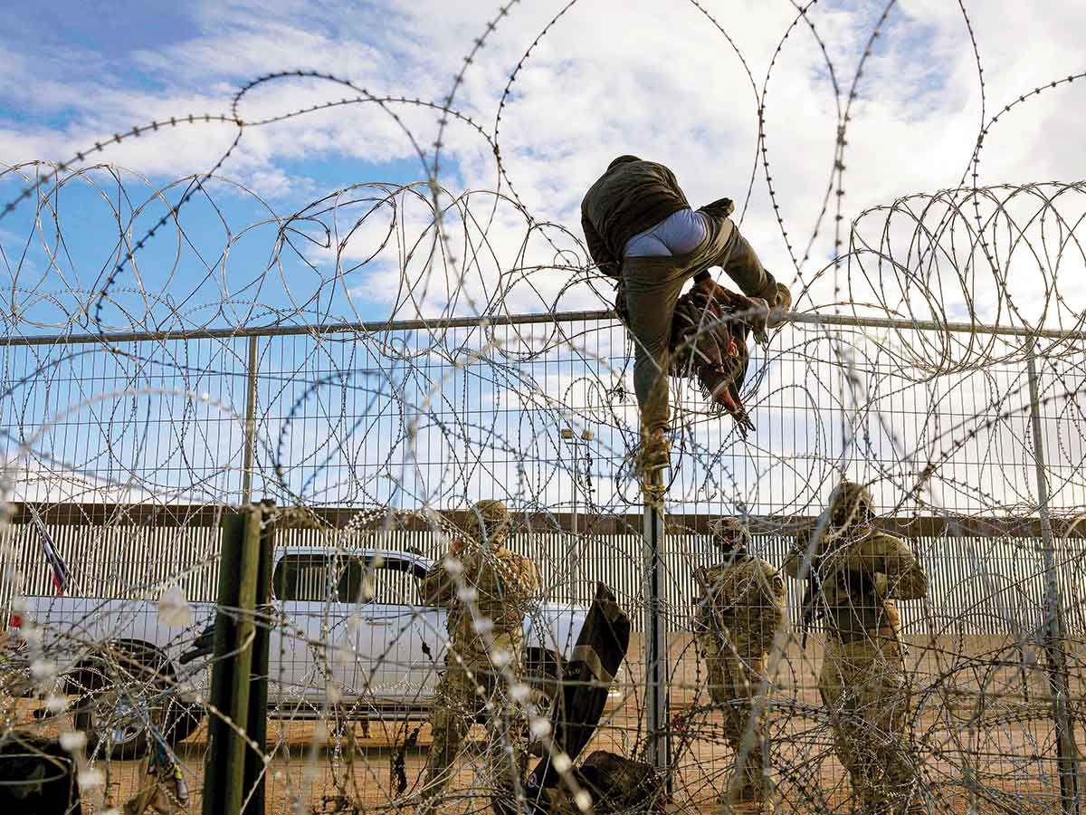 Deportaciones masivas: Por qué los inmigrantes con ‘green card’ pueden ser deportados en EUA