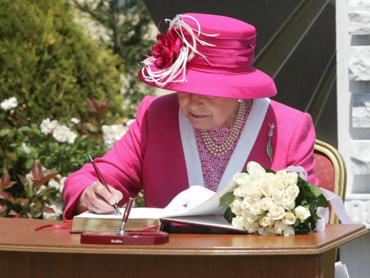 La misteriosa carta de la reina Isabel II que no podrá ser abierta hasta 2085