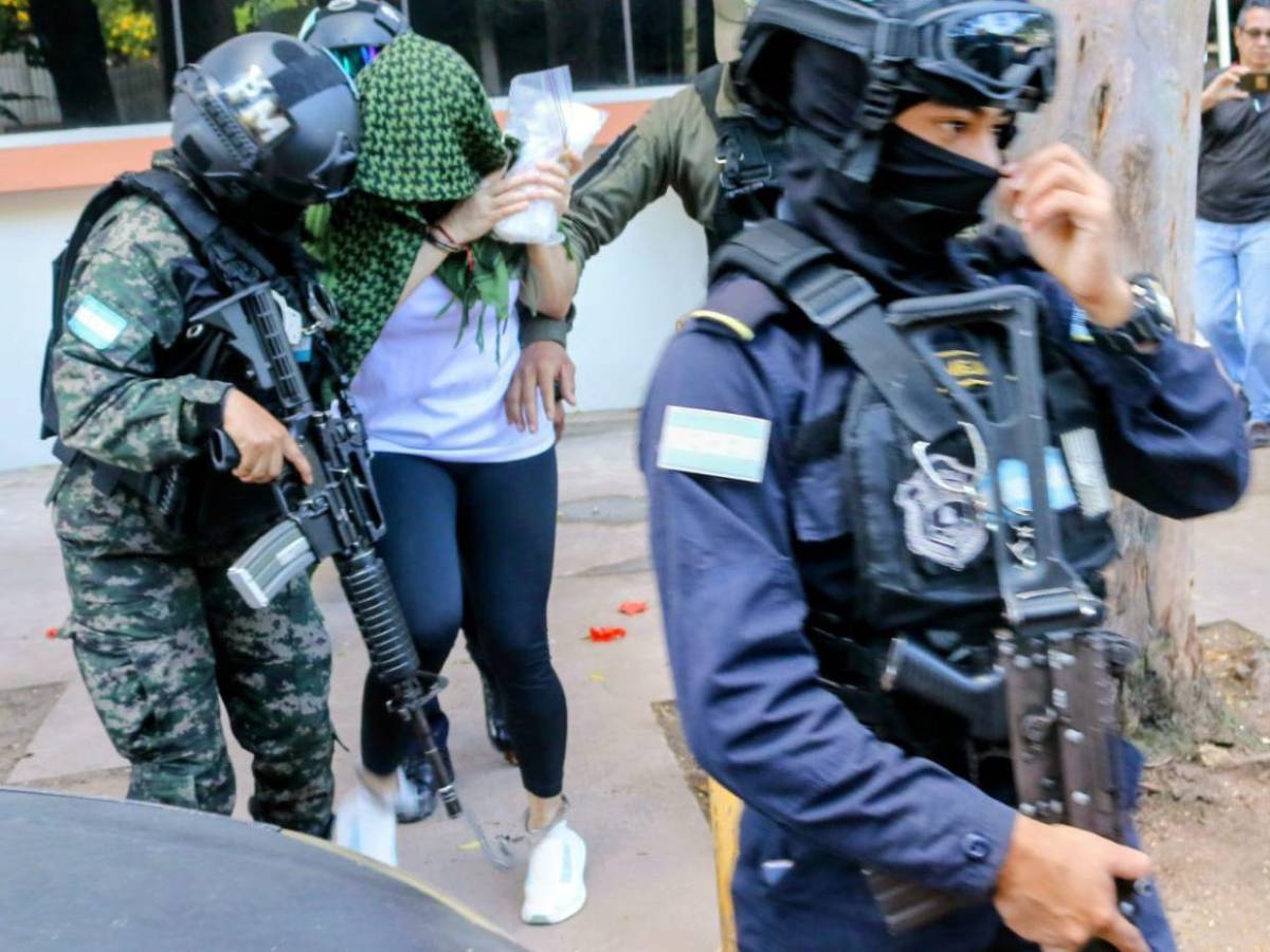 ¿Por qué la Barbie Fiscal salió de prisión durante seis horas?