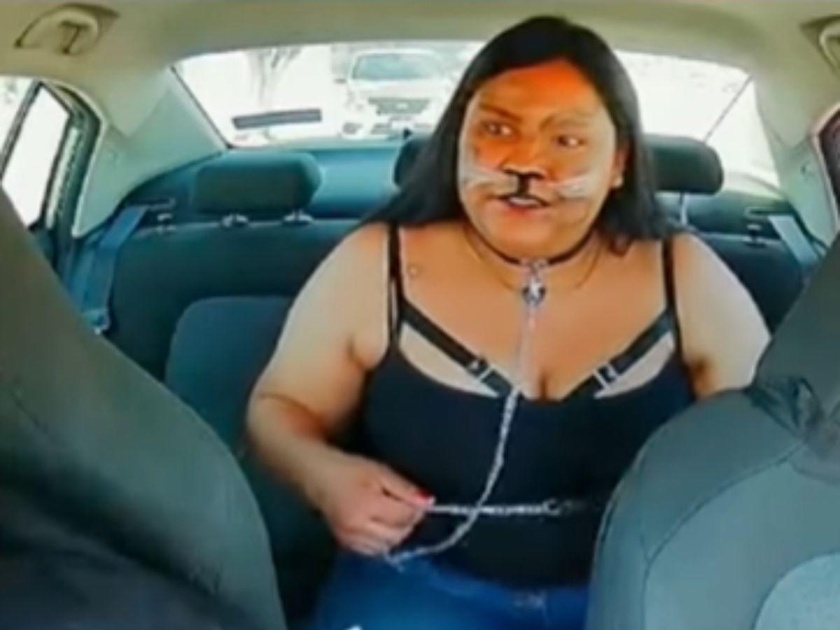 No me haga enojar, lo voy a morder: taxista baja a pasajera Therian de su carro