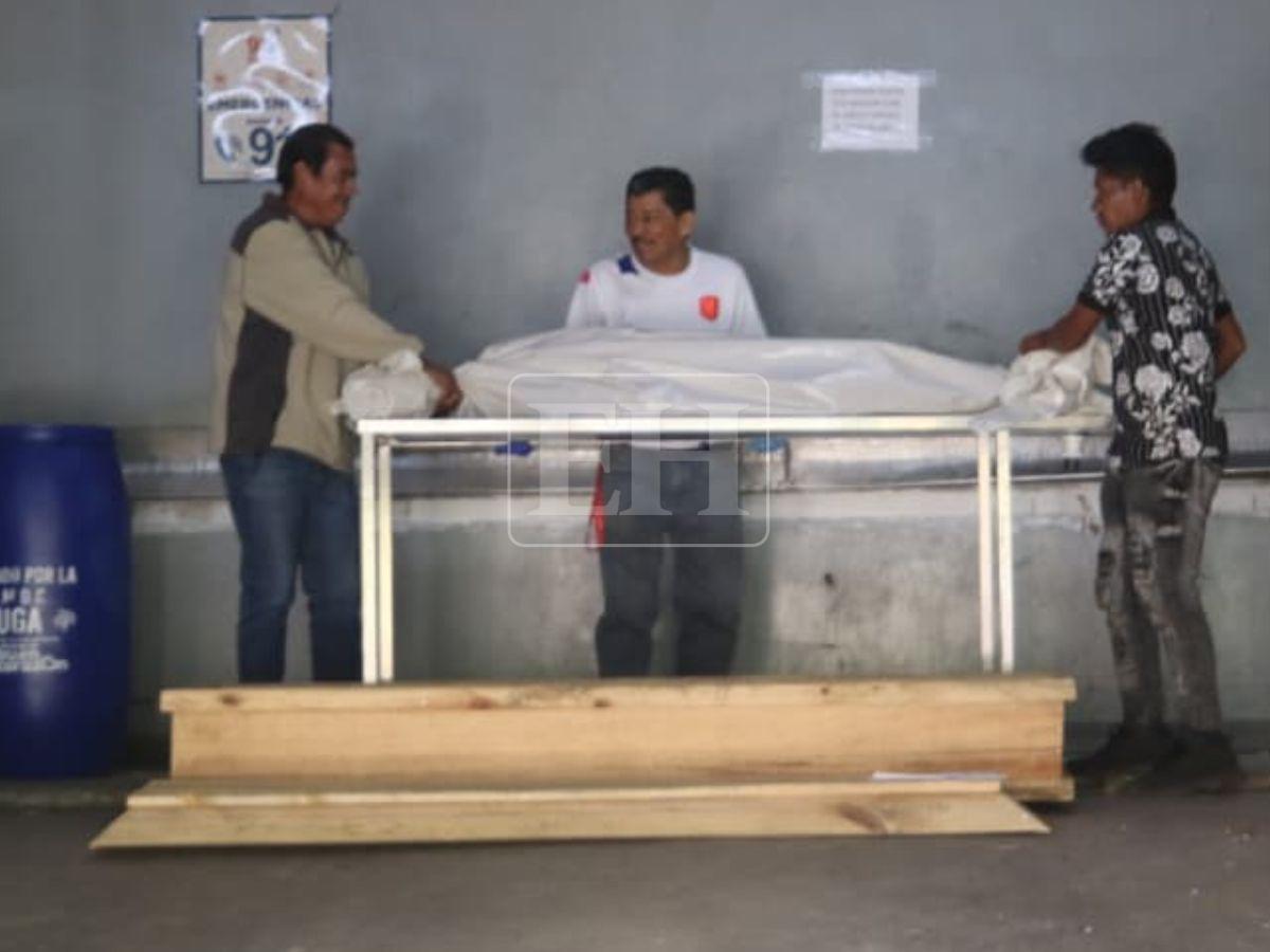 Retiran el cuerpo de la señora asesinada a machetazos tras oponerse a ser abusada