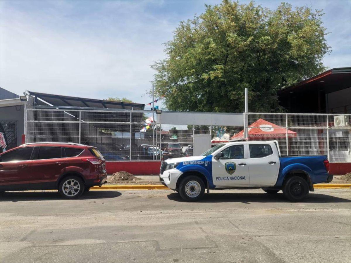 Con oxígeno y una sonda: así se encuentra el guardia que fue tiroteado por asaltantes vestidos de médicos