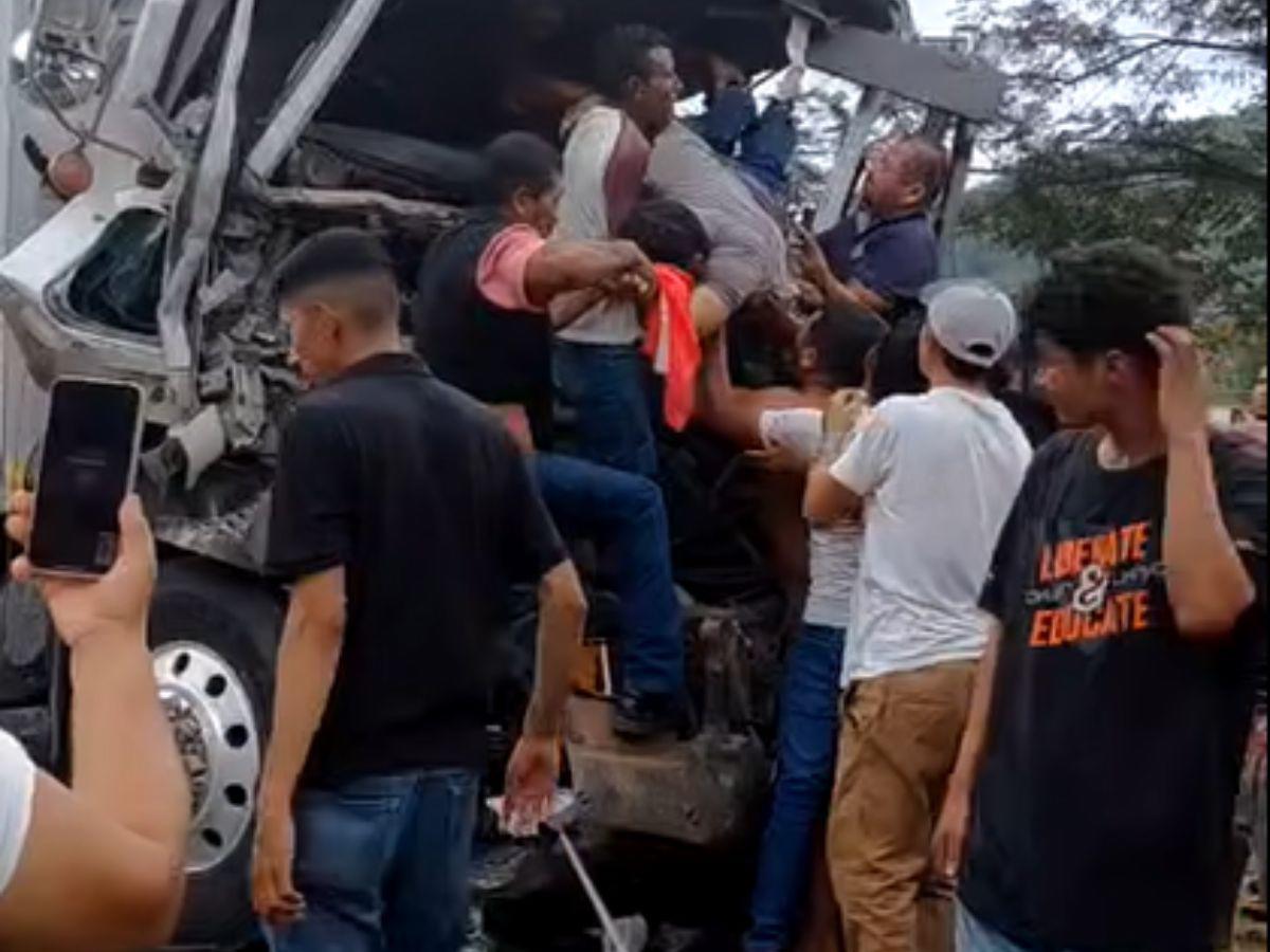 Su cuerpo quedó atrapado en el camión: así rescataron el cuerpo sin vida de Arlin Meza