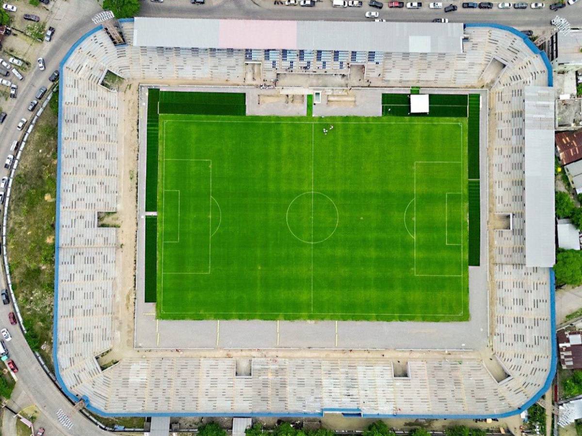 ¿Cuánto vale? Anuncian reinauguración del estadio de La Ceiba con grama de lujo