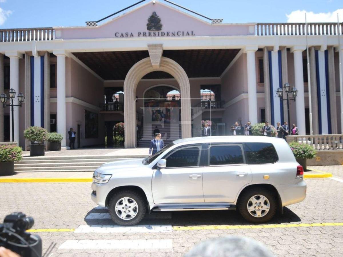 Bajo fuerte blindaje: Kristi Noem y Nasry Asfura se reunieron en Casa Presidencial