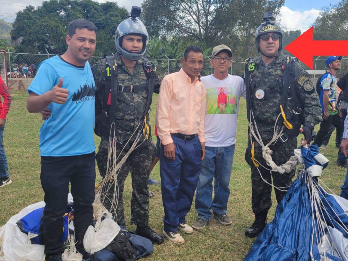¿Quién es Ever Maldonado, el paracaidista que se accidentó en los desfiles patrios?