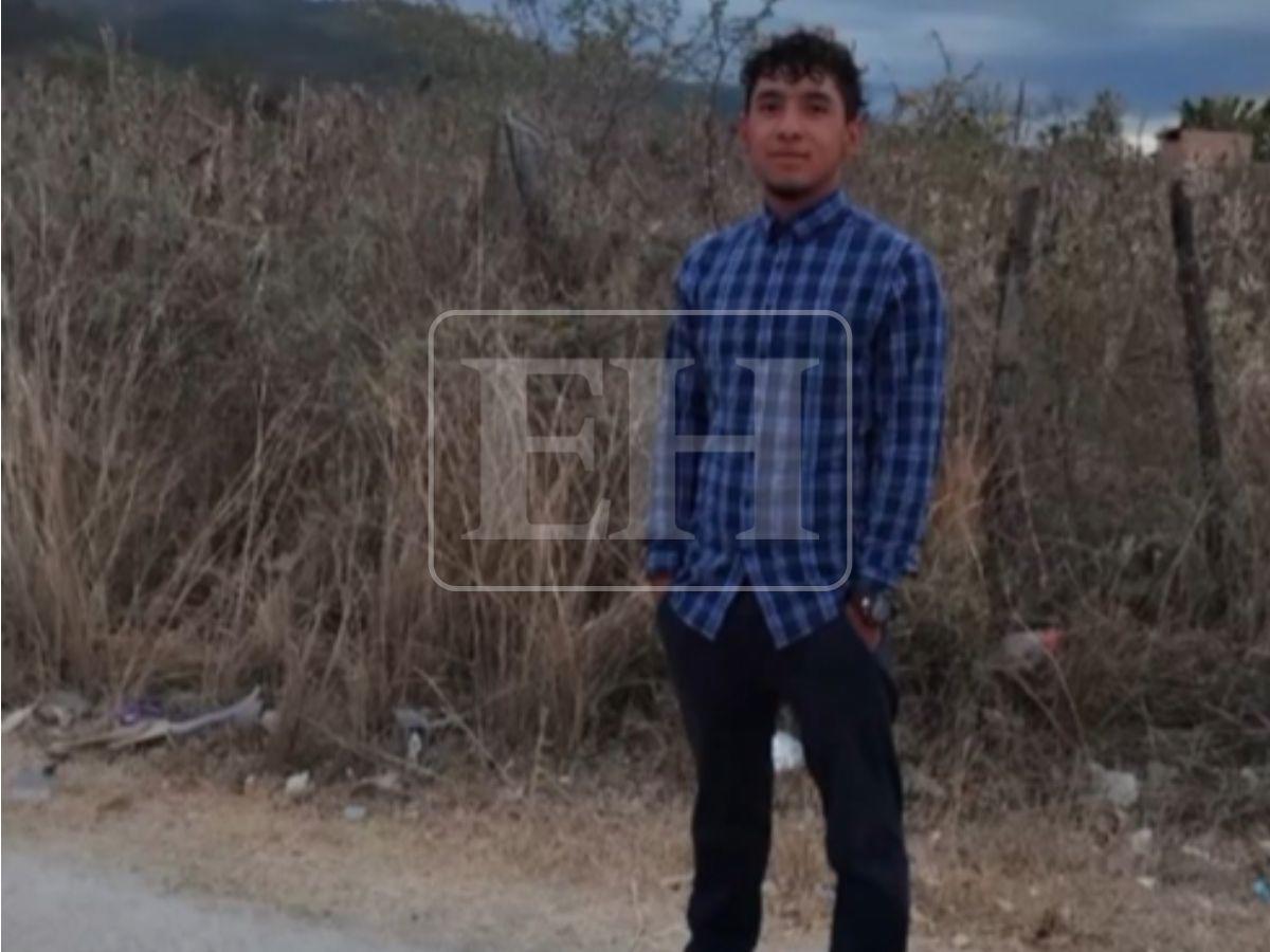 Seis sujetos llegaron en una camioneta roja y raptaron a los hermanos Torres Sánchez