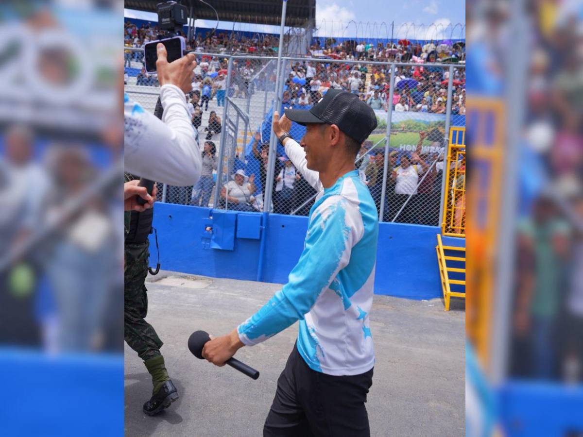“Pasó algo que no esperábamos”: ¿Por qué le pidieron a Shin Fujiyama salir del estadio en los desfiles?