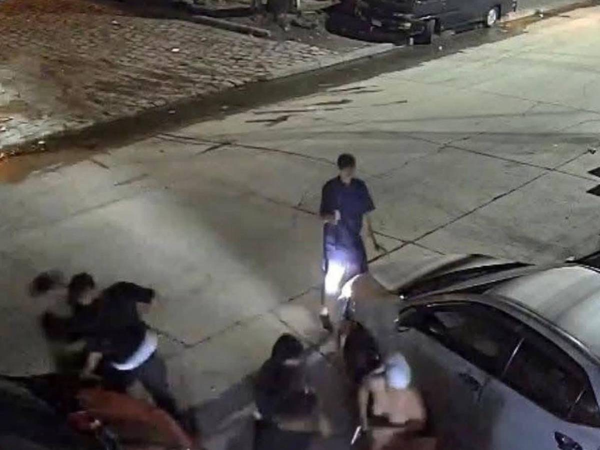 Familiares y amigos dan el último adiós a Frank Morris en la capital