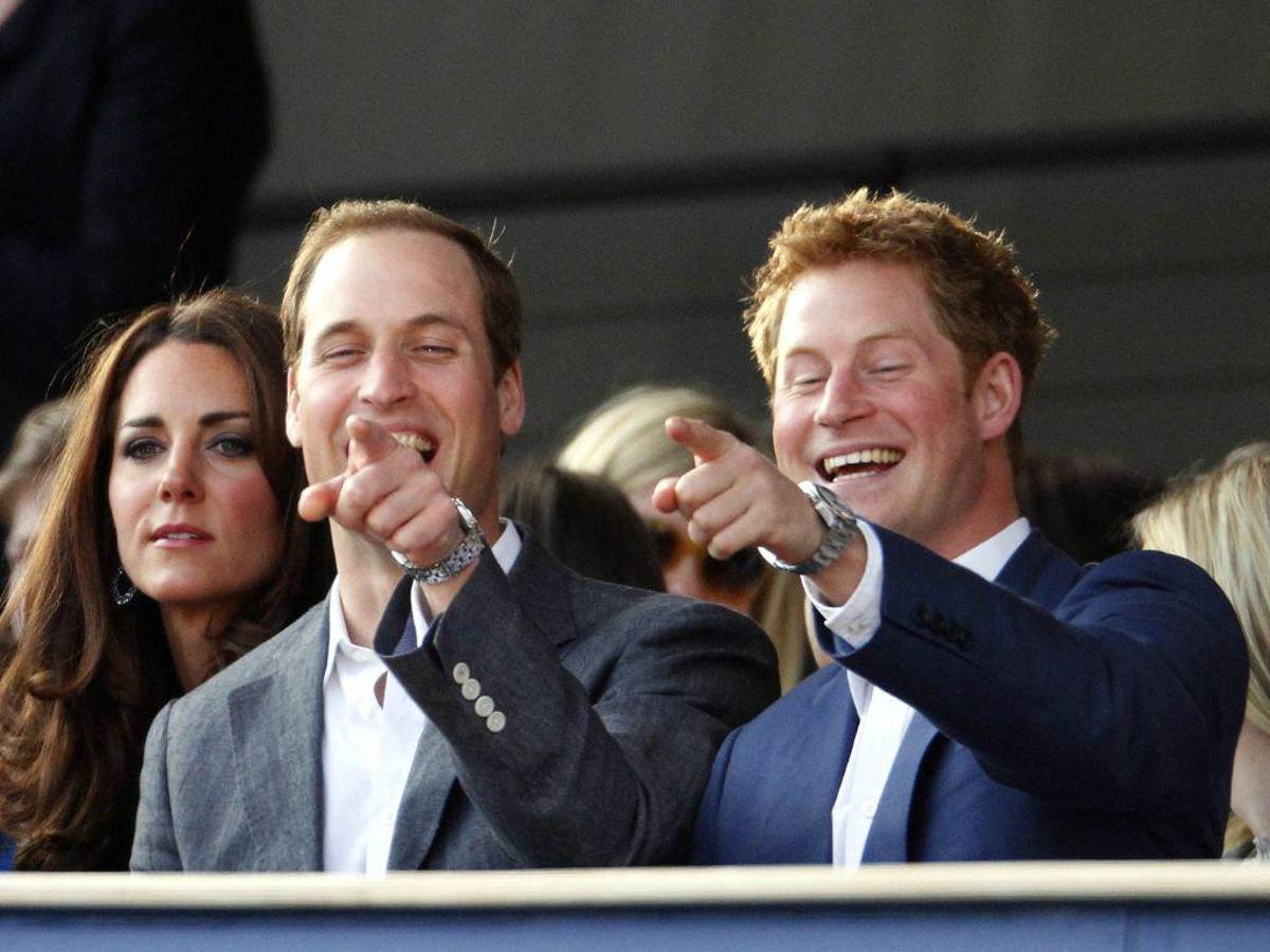 A 25 años de la muerte de Diana, los príncipes William y Harry luchan por mantenerse unidos