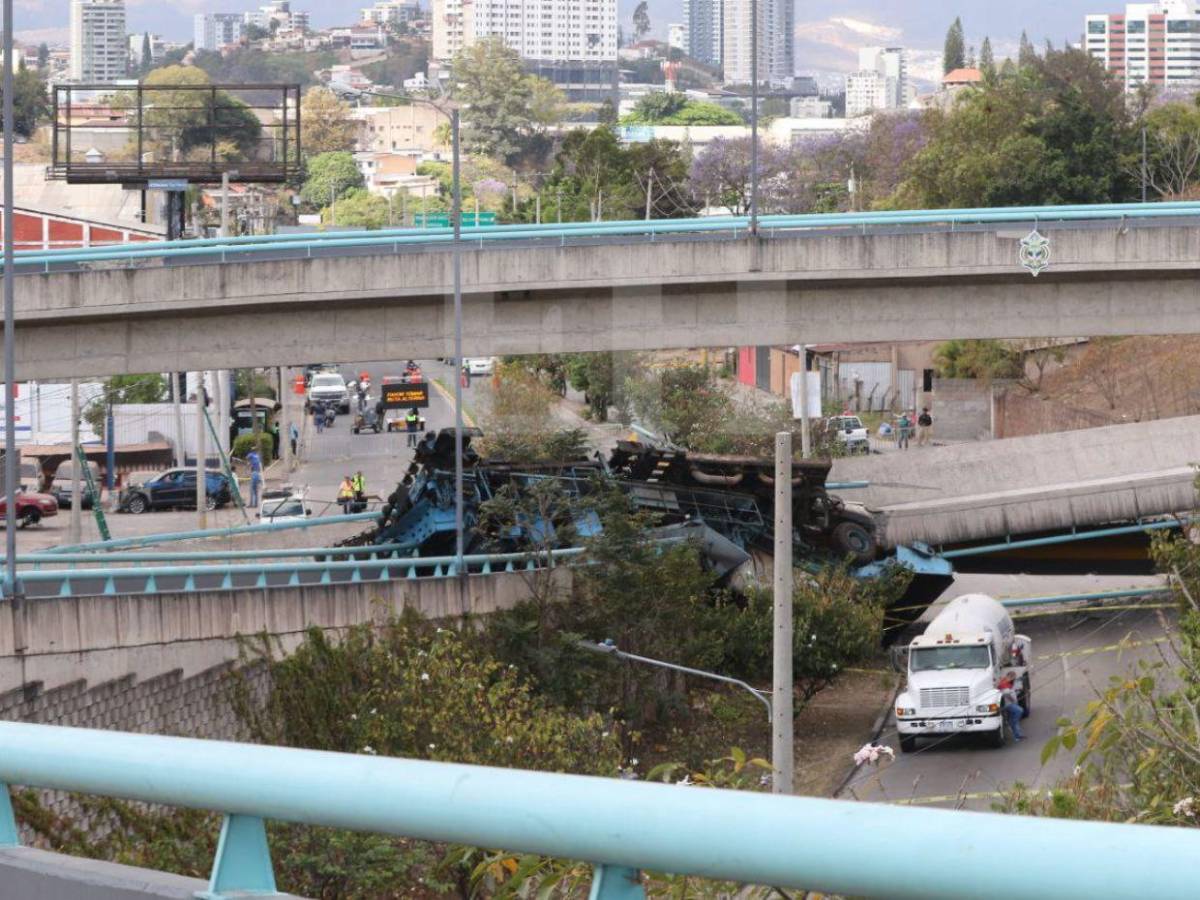Millones invertidos y pocos años de uso: datos del puente que colapsó en la colonia 21 de Octubre