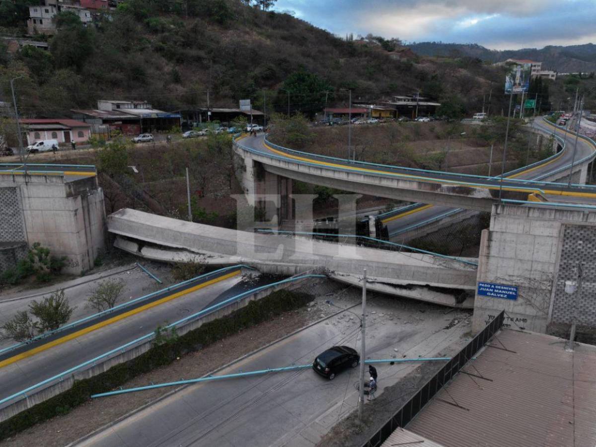 Imágenes tras colapso de rampa de puente desnivel Juan Manuel Gálvez en la capital Imágenes tras colapso de rampa de puente desnivel Juan Manuel Gálvez en la capital