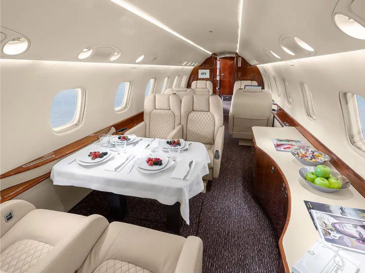 Un interior de lujo: así es el avión presidencial de Honduras que Asfura desea vender